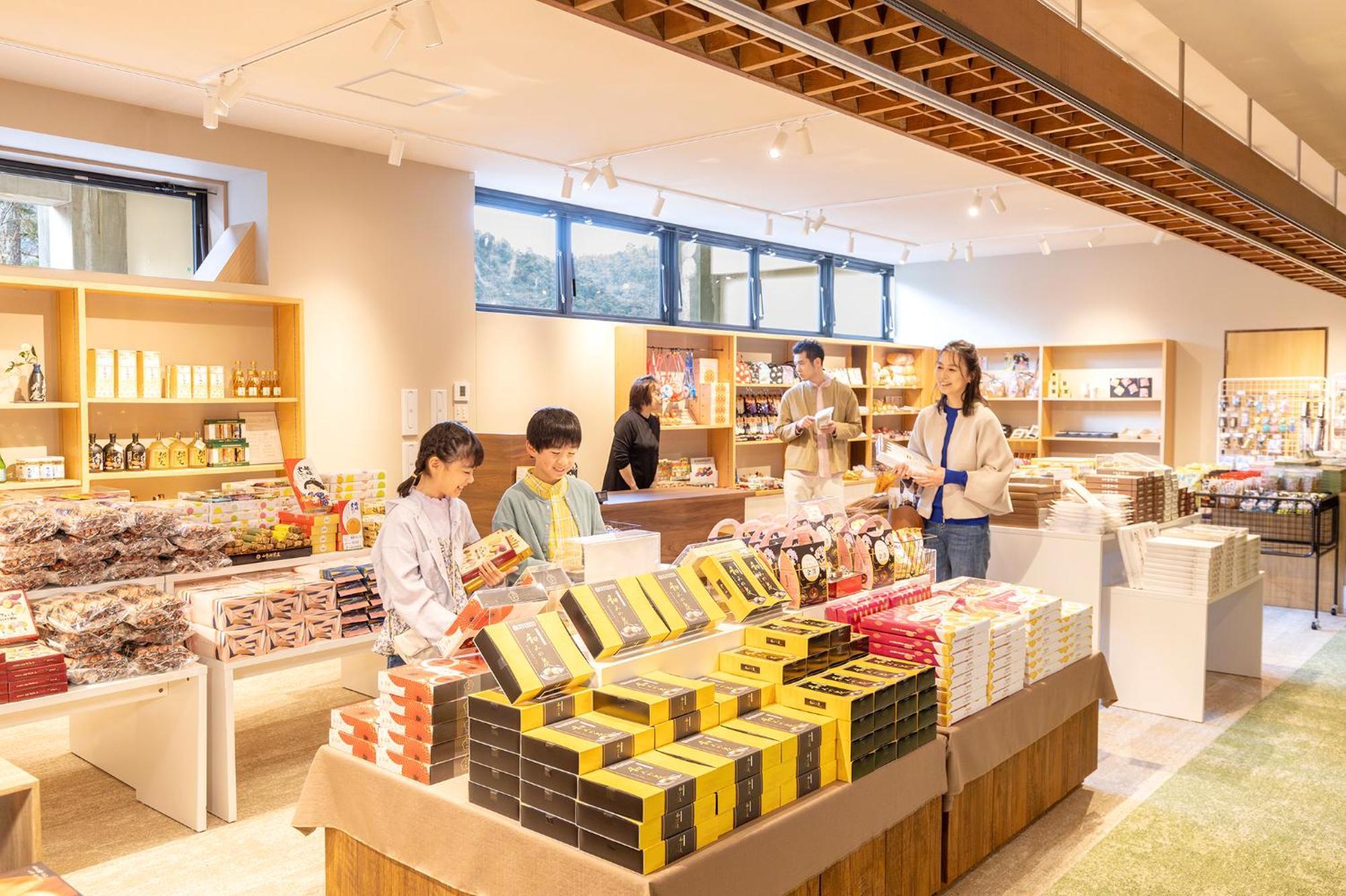 Ooedo Onsen Monogatari Premium Yamanaka Grand Hotel Kaga  Buitenkant foto