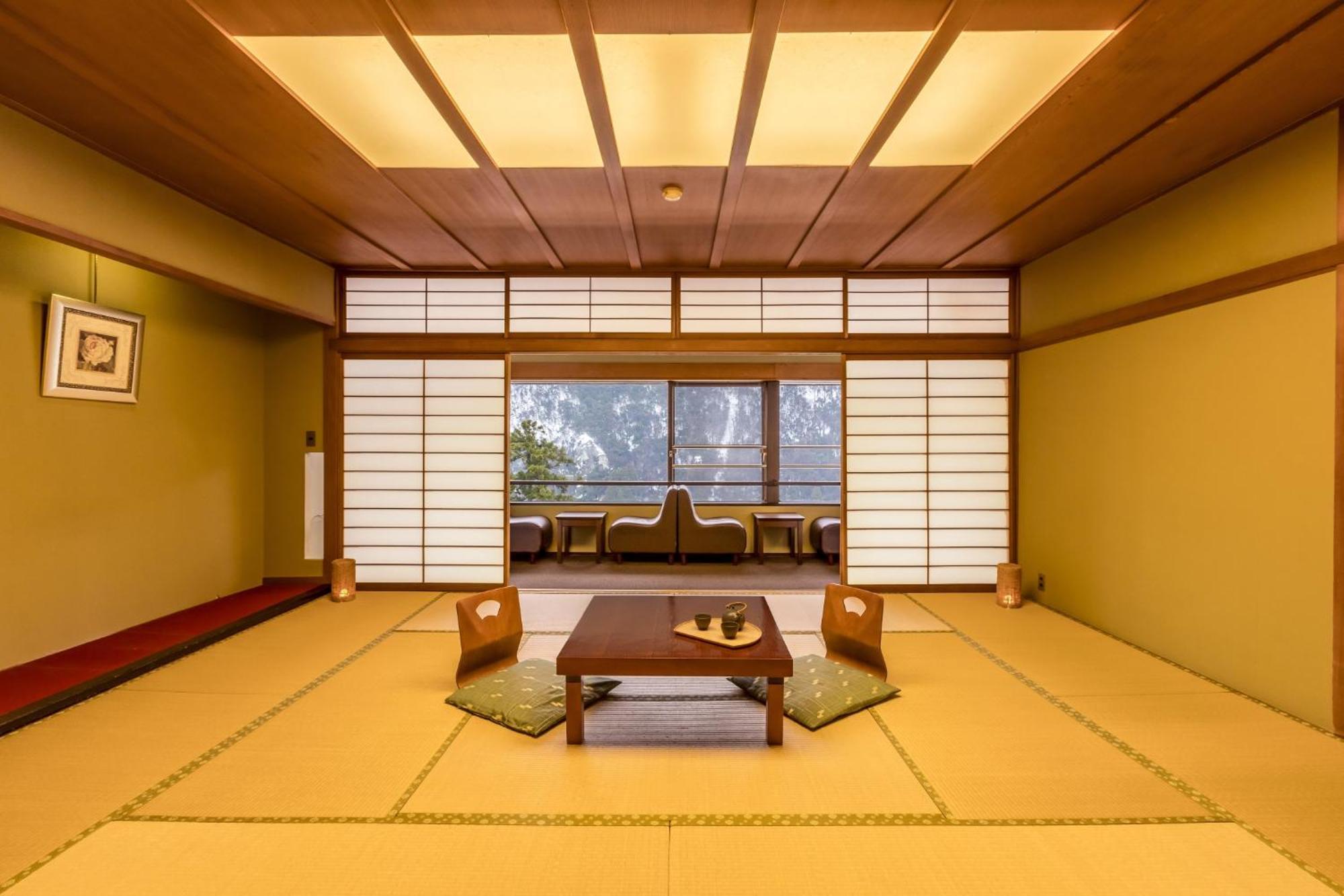 Ooedo Onsen Monogatari Premium Yamanaka Grand Hotel Kaga  Buitenkant foto